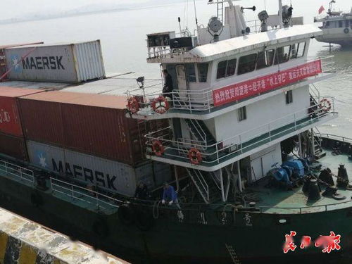 陽邏一期至經開港 水上穿巴 開航,打通武漢東西港口 最后一公里